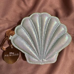 Bath & Body Works - DP - Ariel